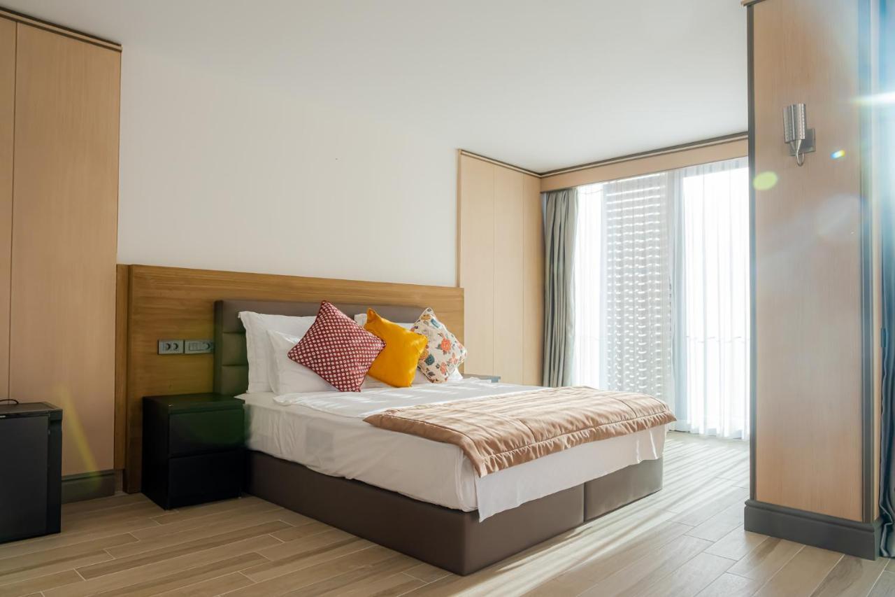 Les Sables Suits Villa
