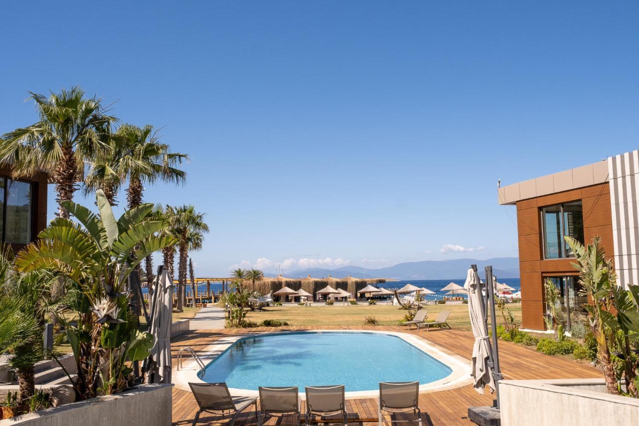Les Sables Suits Villa *