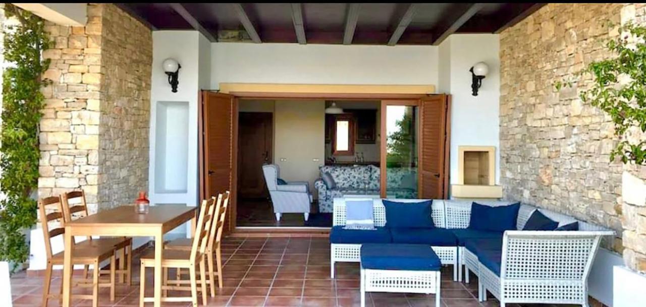 Breathtaking Sea View With A Peaceful Garden Apartment *