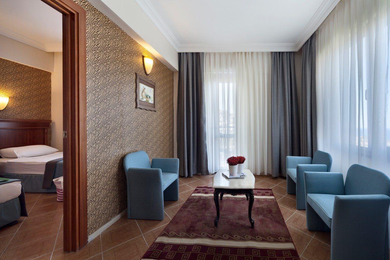 Hotel Golden Age Crystal