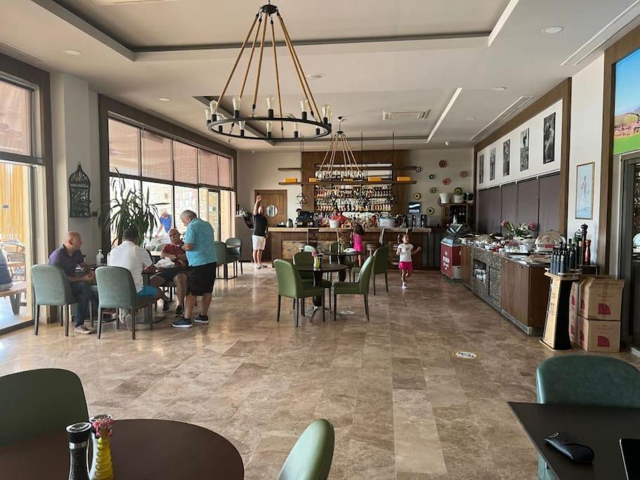 Enjoy Playing Golf, Where Luxury Meets Peace. Pousada
