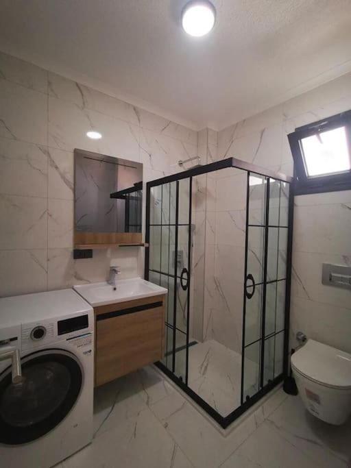 Brand New 2 Bedroom Garden Floor Flat With Pool A1 *