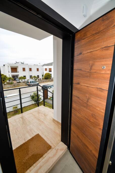 Brand New 2 Bedroom Floor Flat With Pool A2 Daire