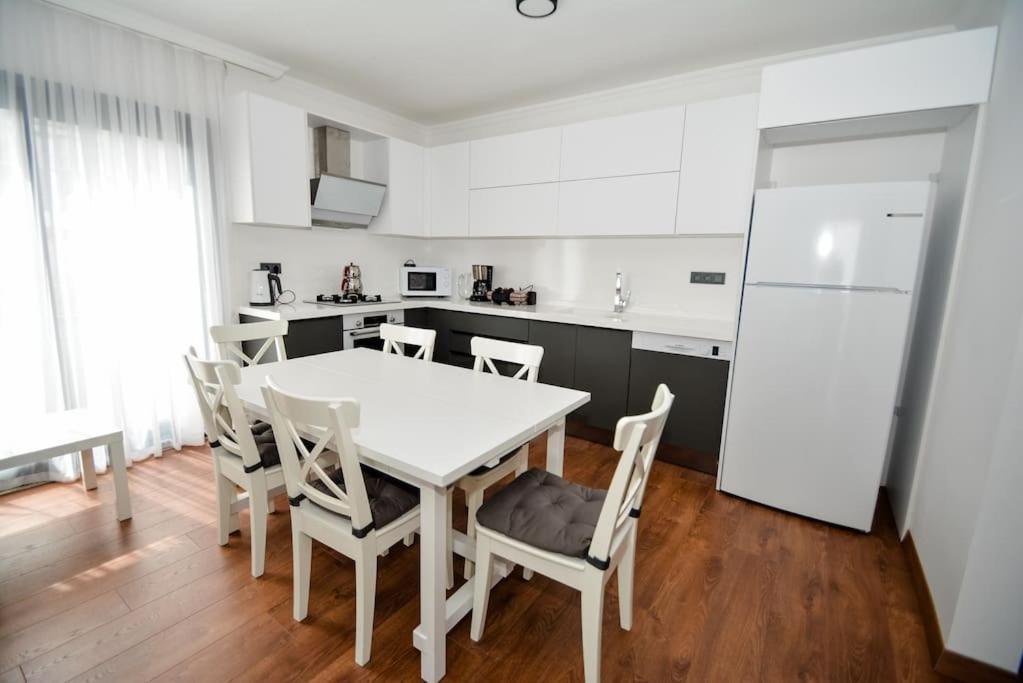 Brand New 2 Bedroom Floor Flat With Pool A2 Daire Bodrum