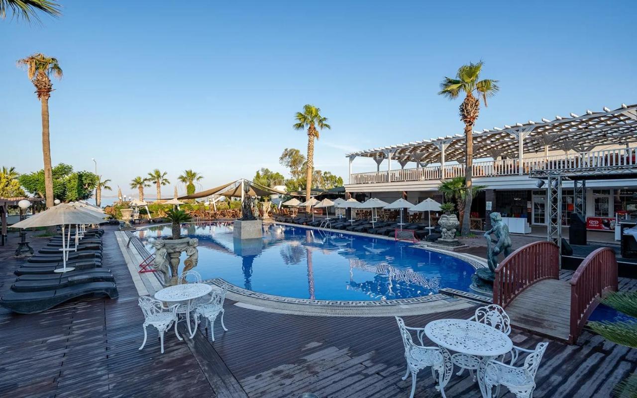 Otel Golden & 4*