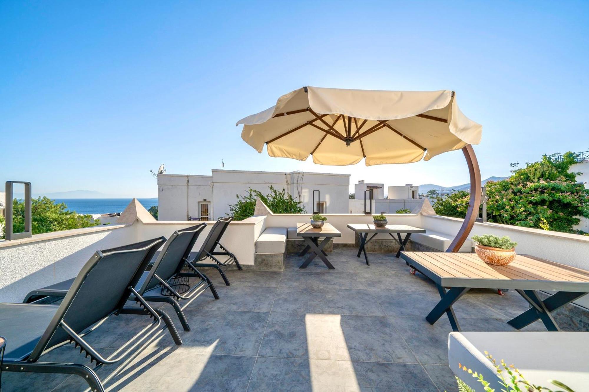 Noa Only Adult Aparthotel 5*