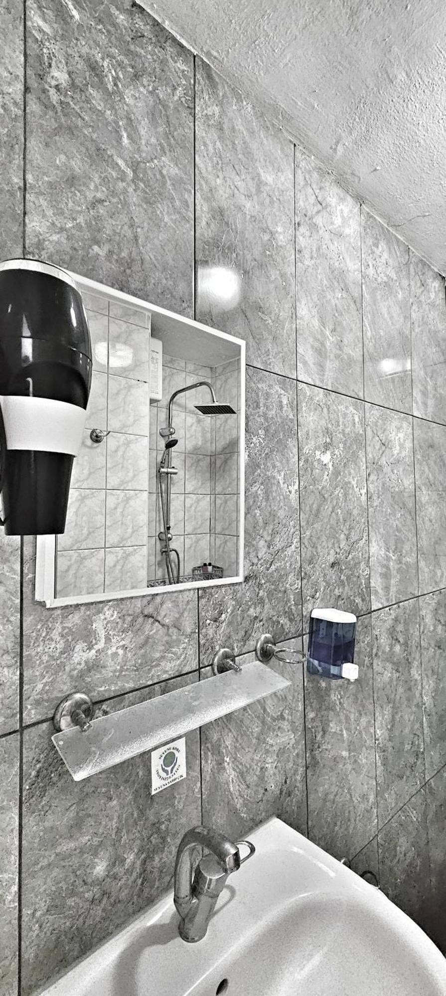 Merkez Kumsal Acomodação com café da manhã  2*