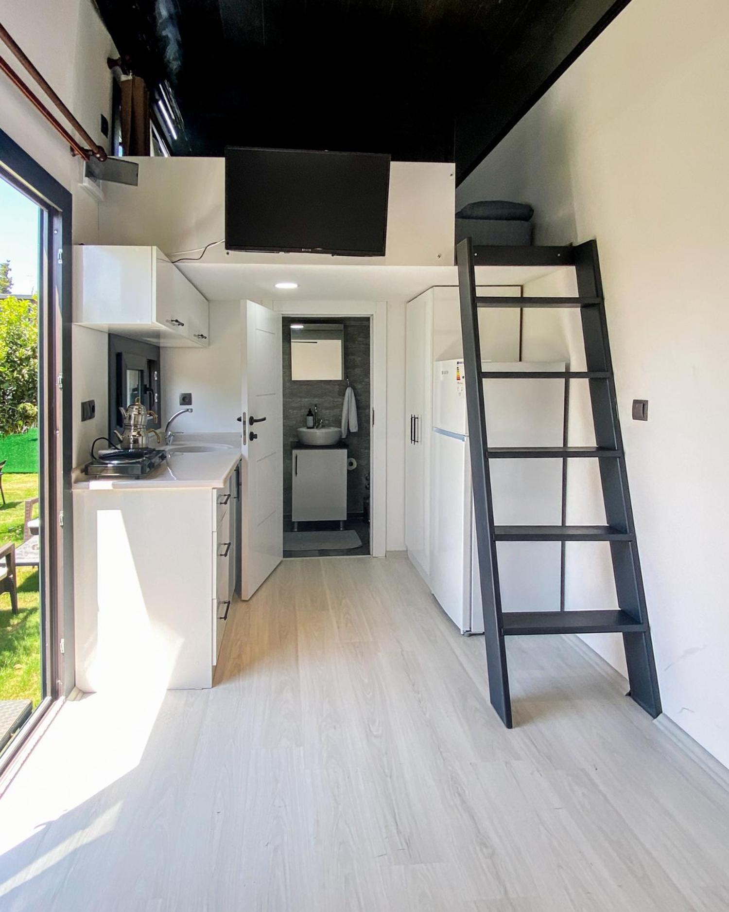 Miya Garden Tiny House