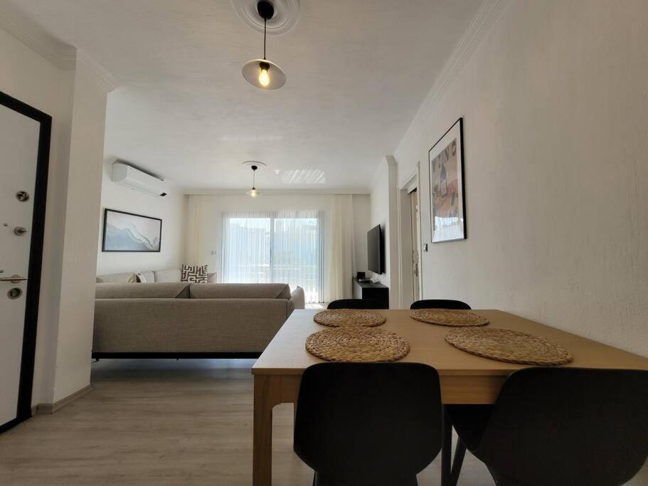 Brand New 2 Bedroom Modern Flat In Center 2 Apartment