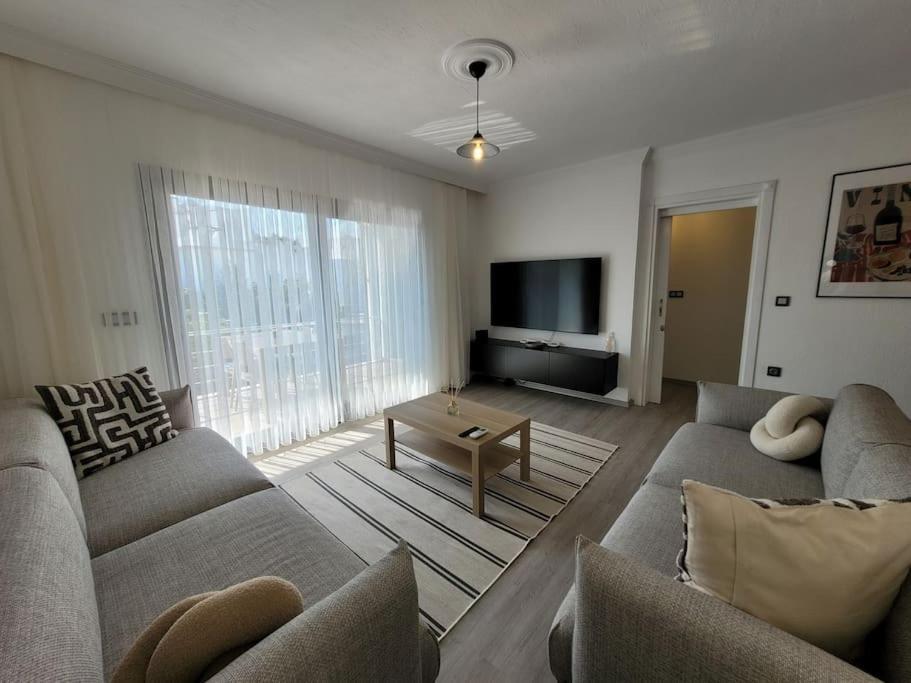 Apartment Brand New 2 Bedroom Modern Flat In Center 2 *