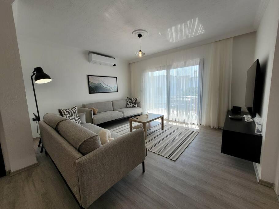 Brand New 2 Bedroom Modern Flat In Center 2 Apartment Bodrum