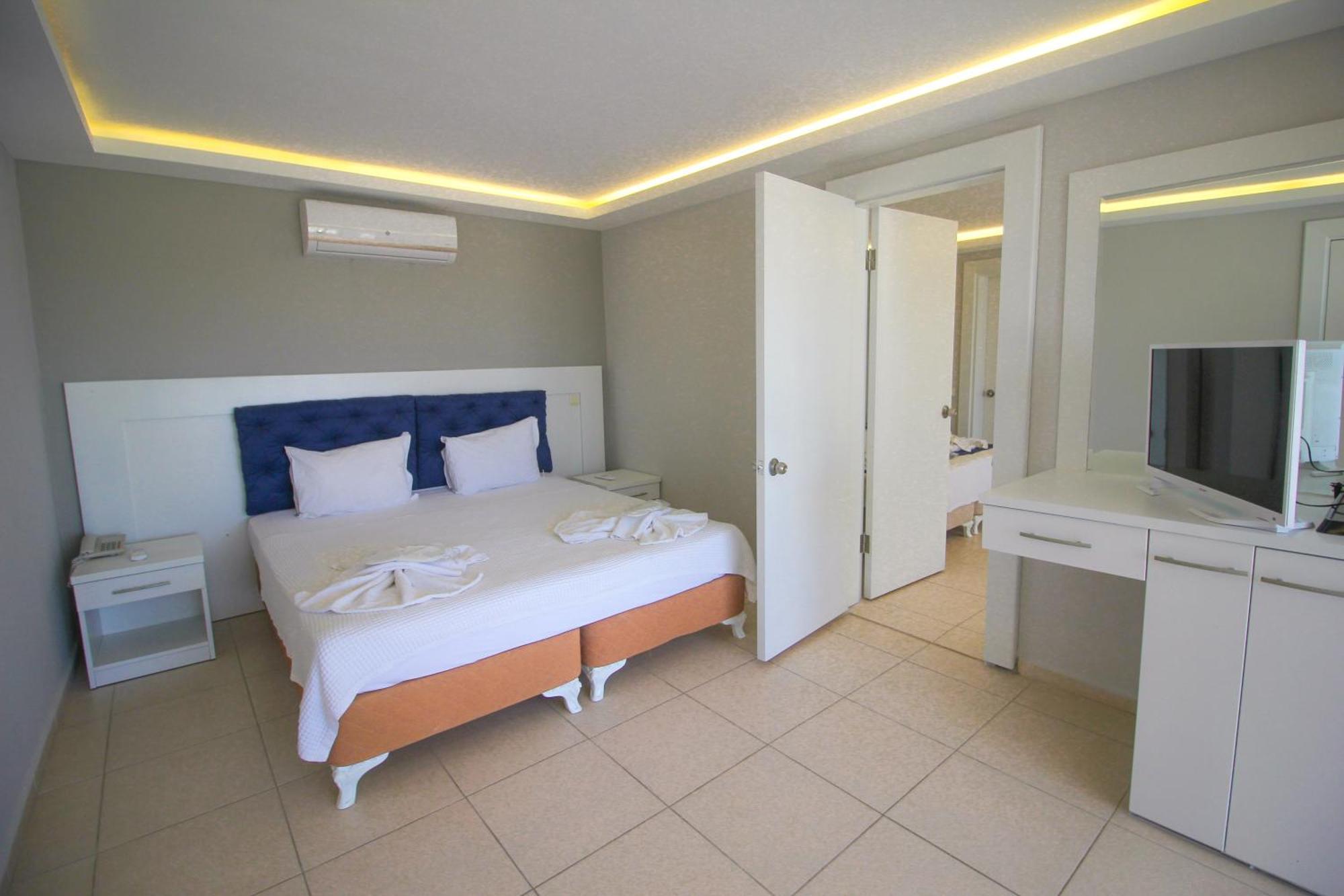 Bella Garden Hotel 4*