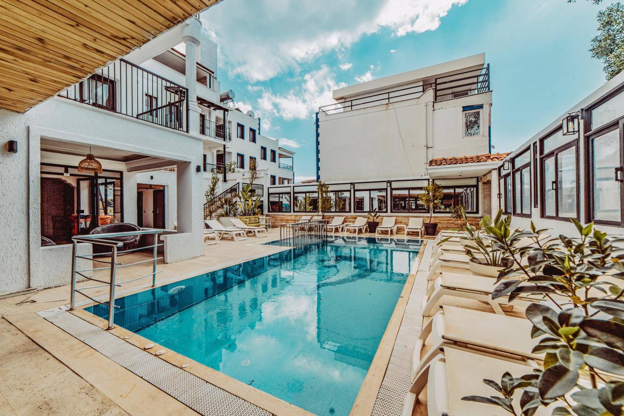 The Lume Boutique & Restaurant & Hotel