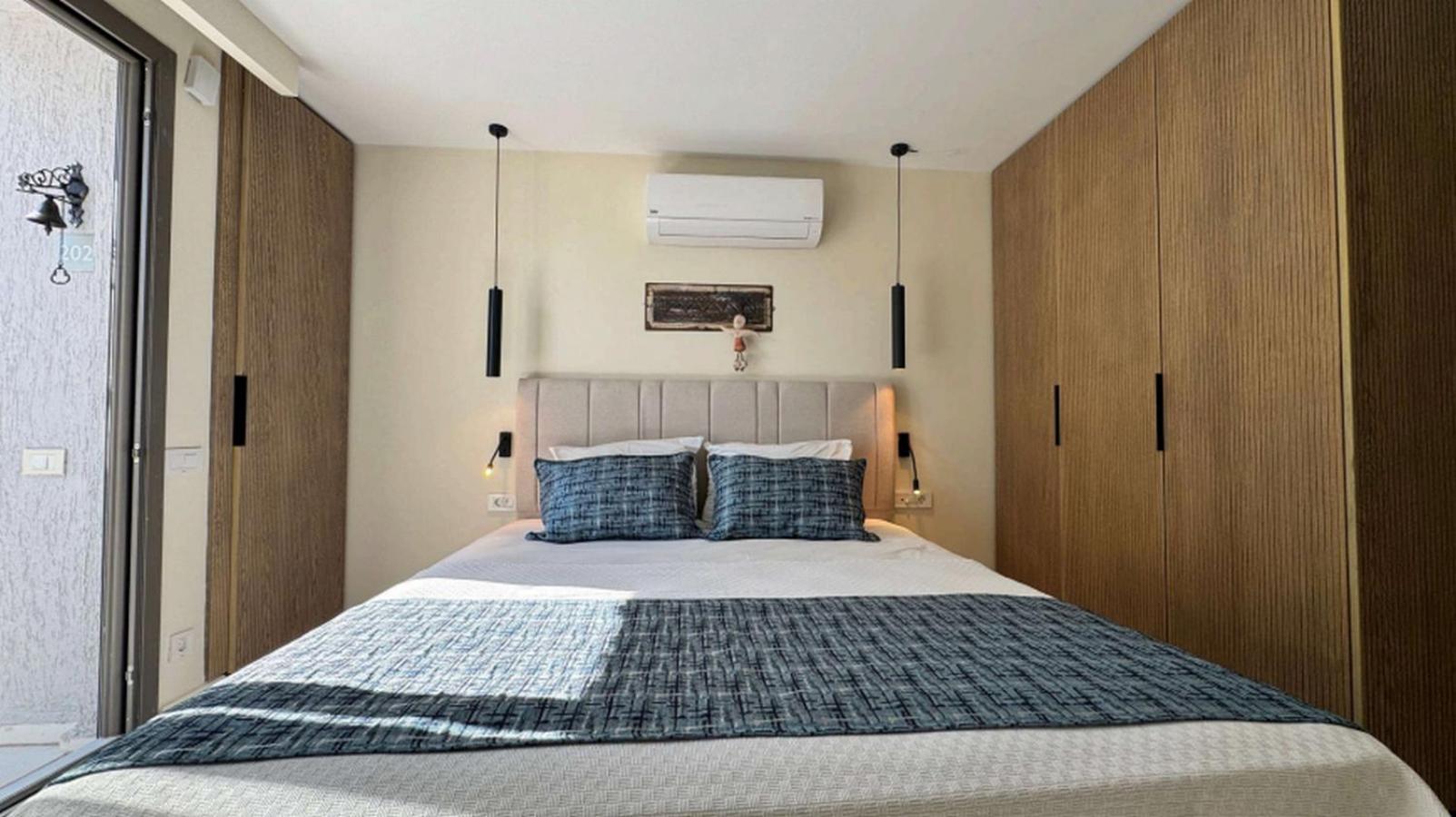 Aparthotel Queen Residences &