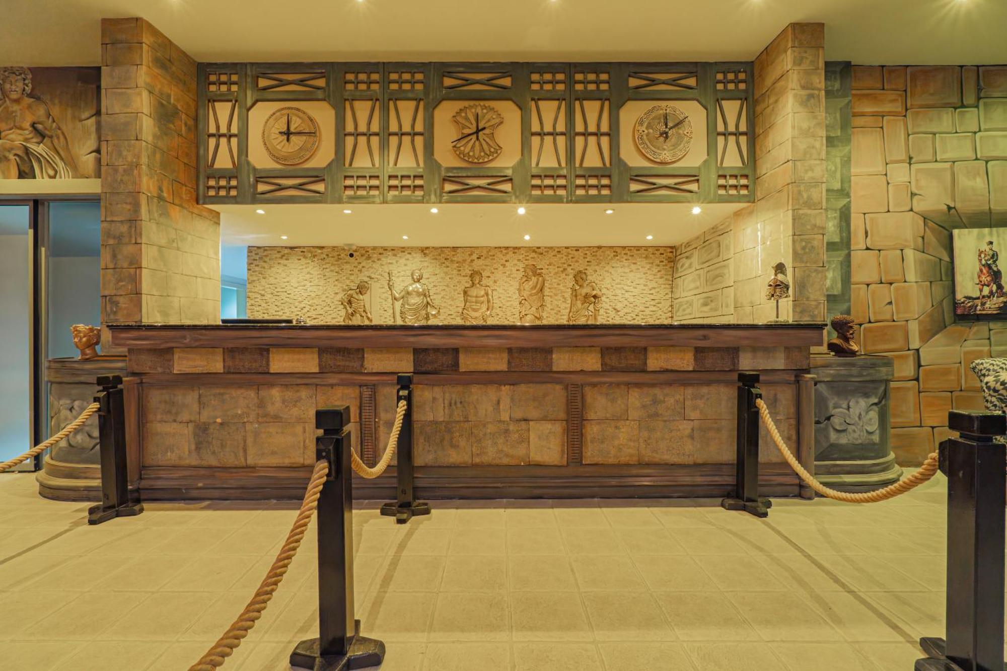 Hotel Alexander The Great & 3*
