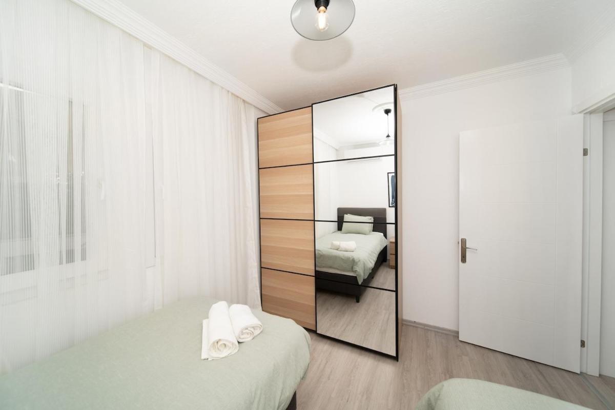 Bodrum Center 2 Bedroom Calm Modern Upstairs Flat - Yeni Duenya Bodrum *