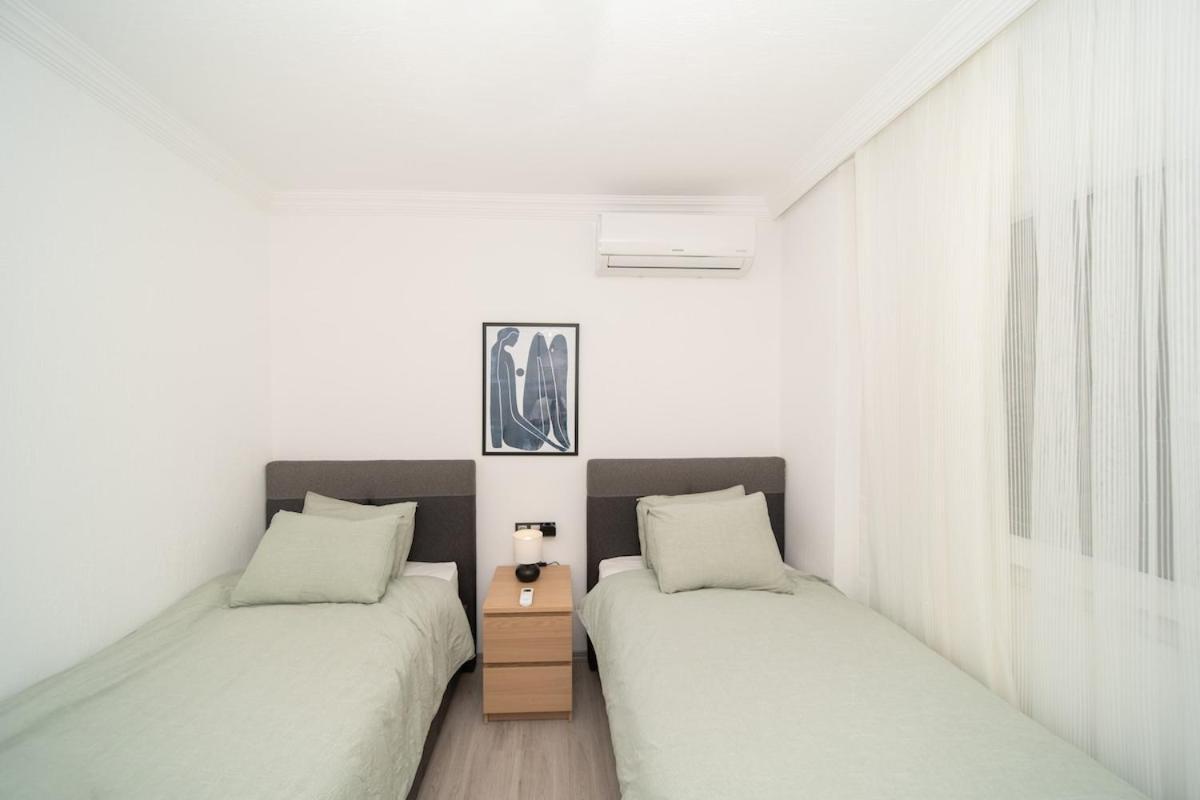 Bodrum Center 2 Bedroom Calm Modern Upstairs Flat - Yeni Duenya Bodrum Bodrum