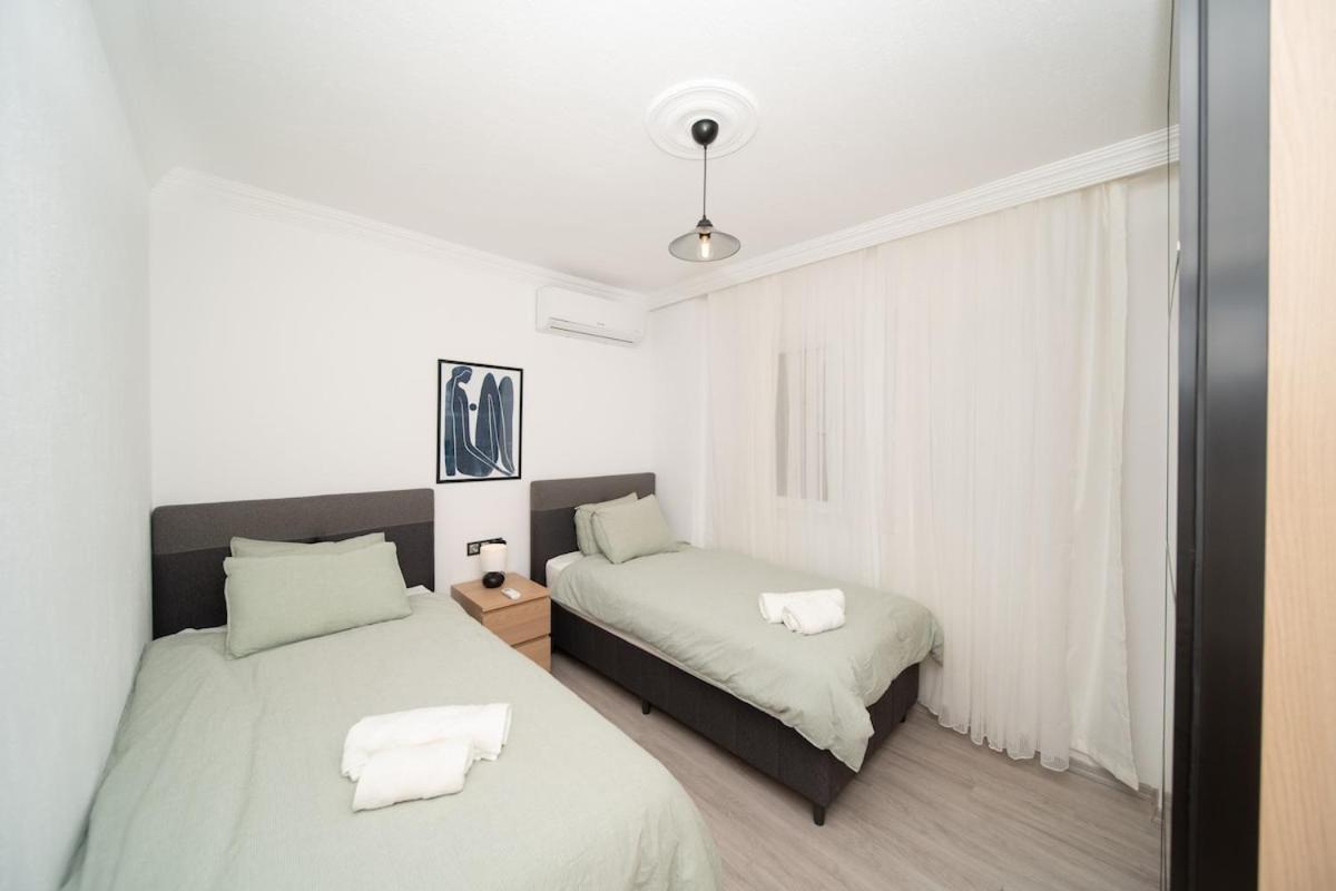 Bodrum Center 2 Bedroom Calm Modern Upstairs Flat - Yeni Duenya Bodrum