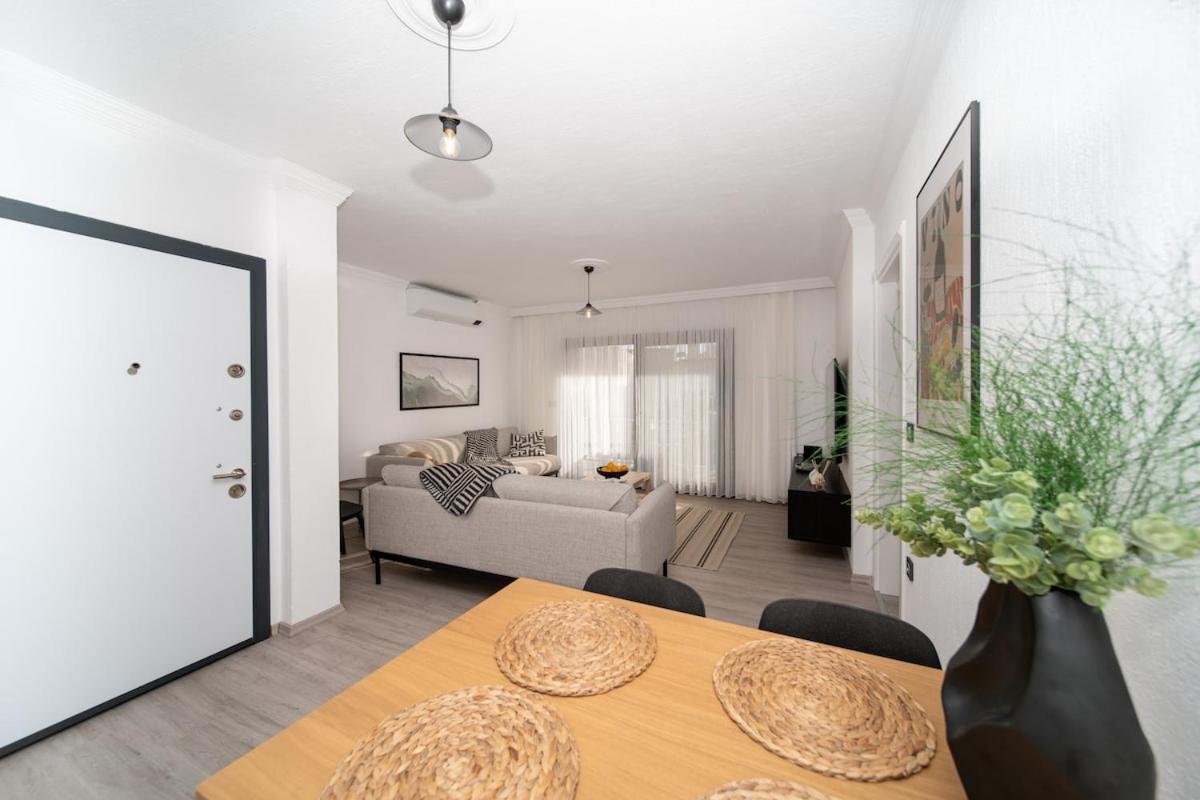Apartment Bodrum Center 2 Bedroom Calm Modern Upstairs Flat - Yeni Duenya Bodrum Bodrum