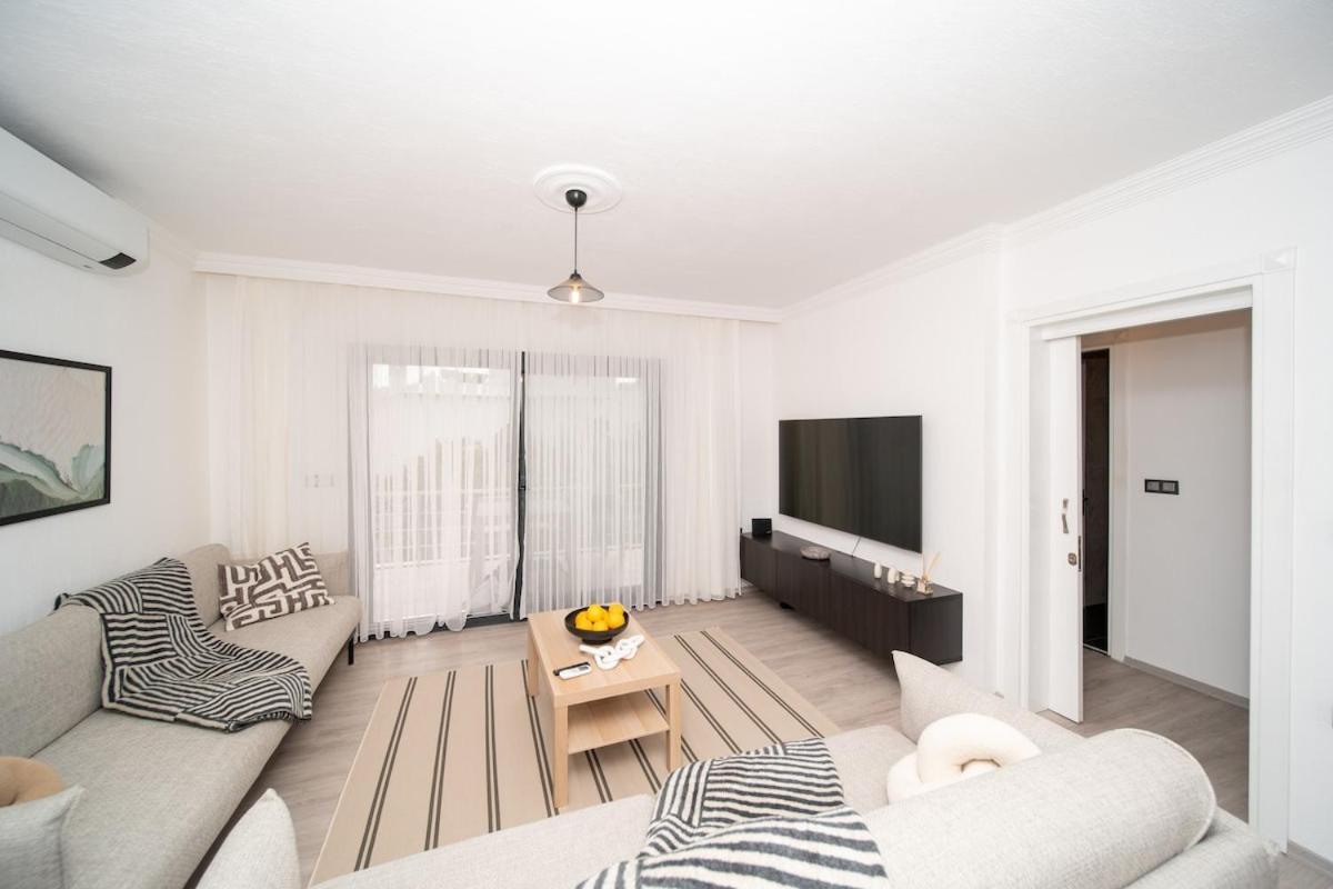 Bodrum Center 2 Bedroom Calm Modern Upstairs Flat - Yeni Duenya Bodrum *