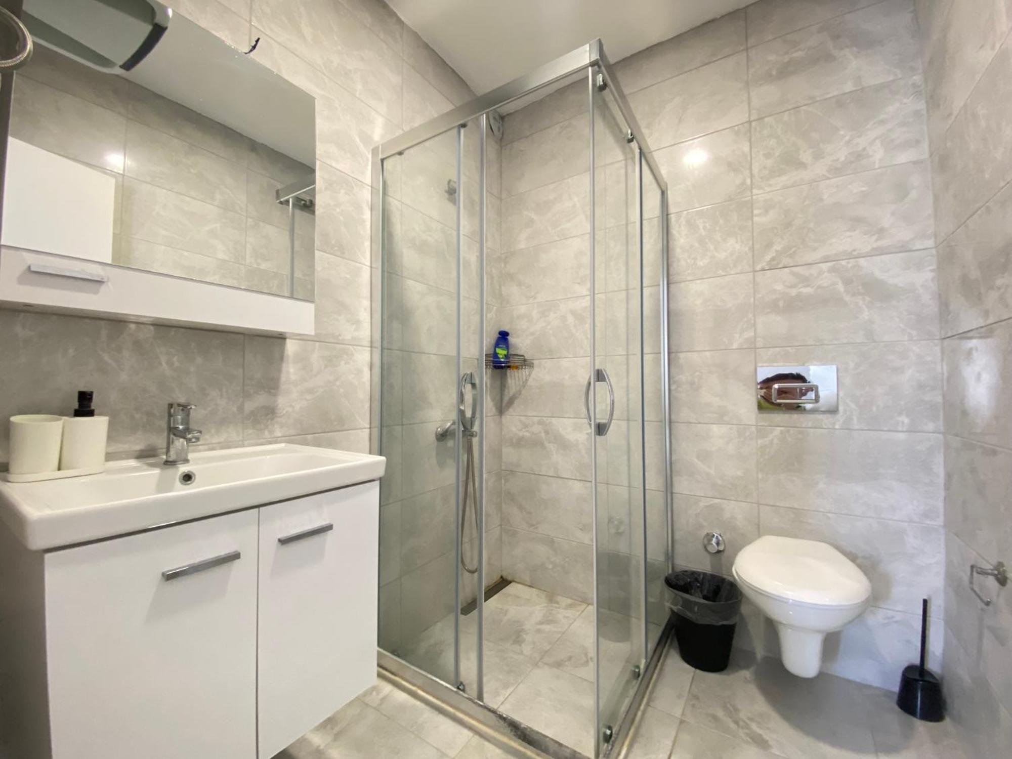 Apartment Stylish Peaceful Gem In Center