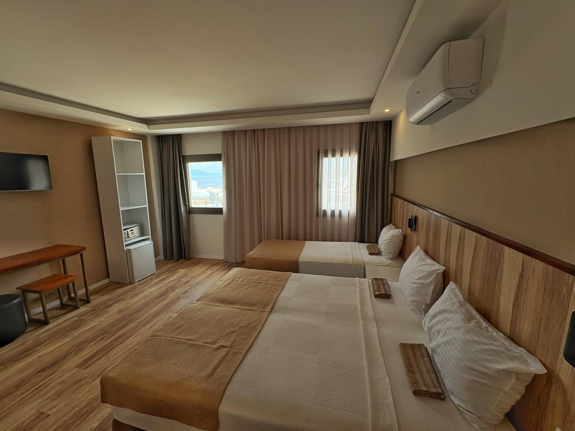 Hotel Loca Centre