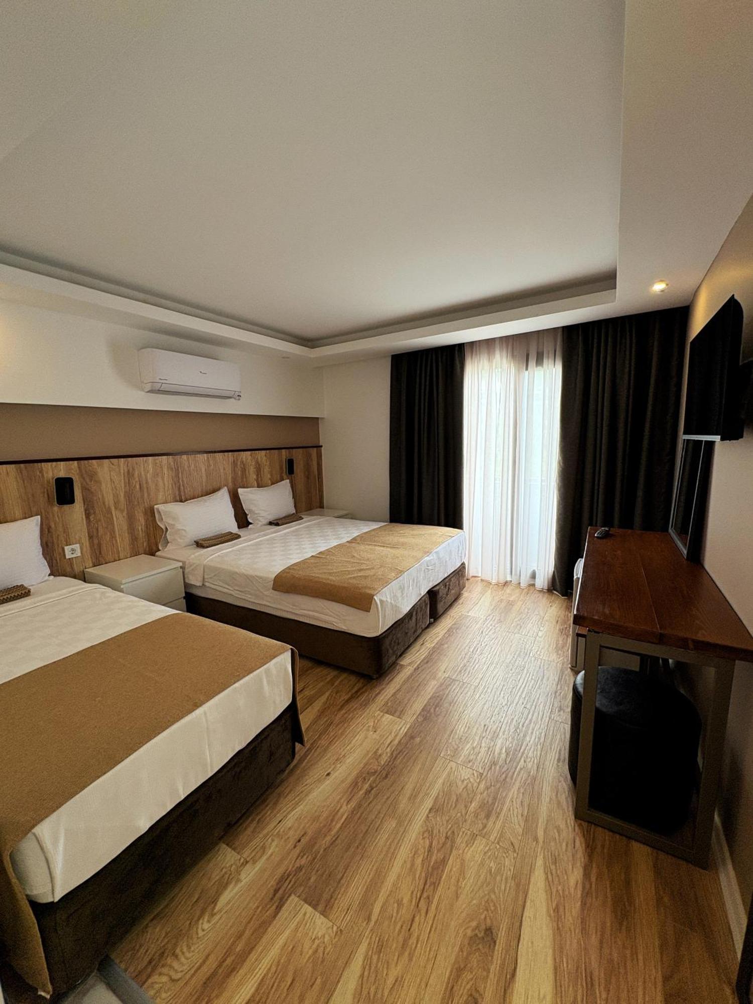 Hotel Loca Centre