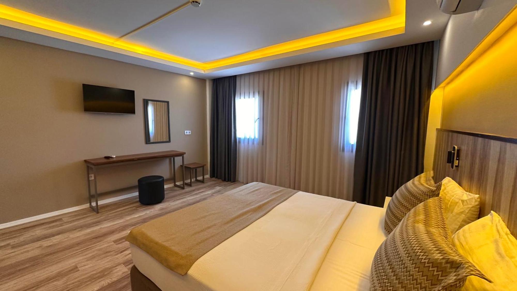 Hotel Loca Centre *