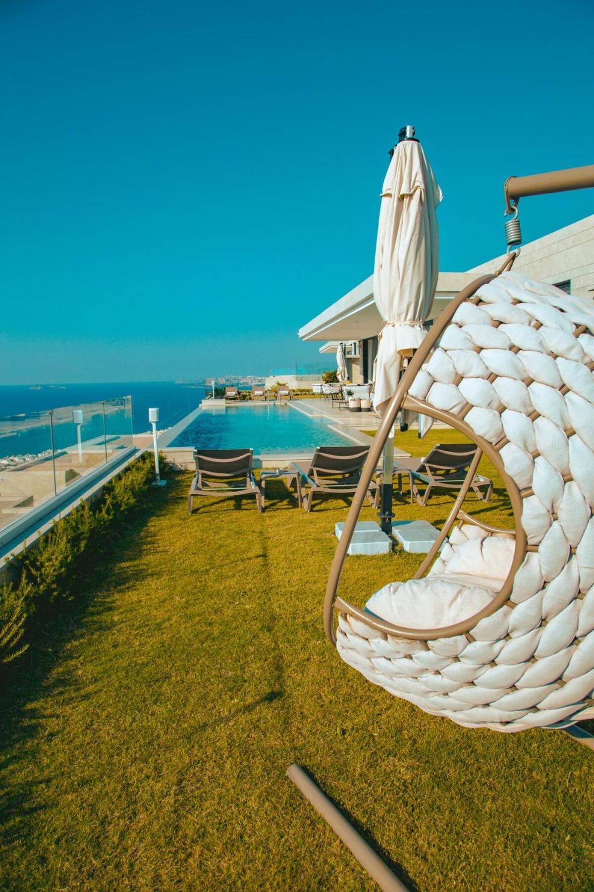 Luxury In With Breathtaking Views *