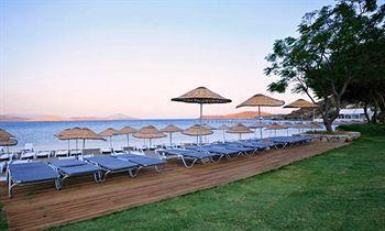 Hotel Noa Javelin Beach Club 4*