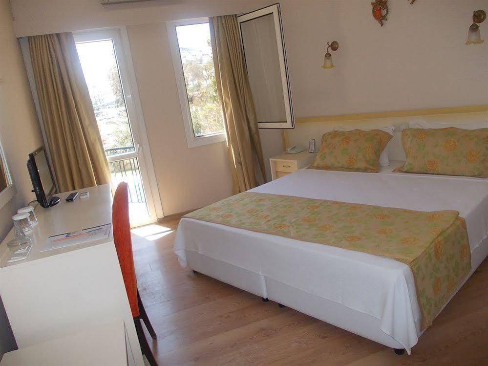 Hotel Gundem 4*