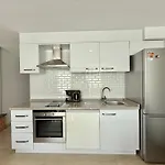 Bodrum Merkezde Denize Sifir Plajli Ev