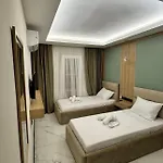 Nil Mars Otel