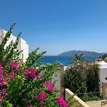 Bardakci Residence