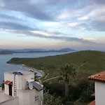 Bankev Sitesi Kargi Koyu Ilginlar Plaji Villa