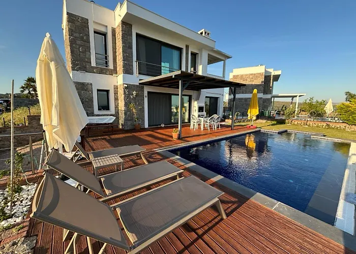 Villa A Ortakentyahsi