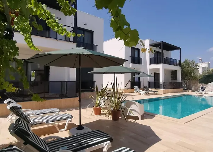 300M To Beach 2 Bedroom Garden Floor Flat With Pool - Yeni Duenya Bodrum A1