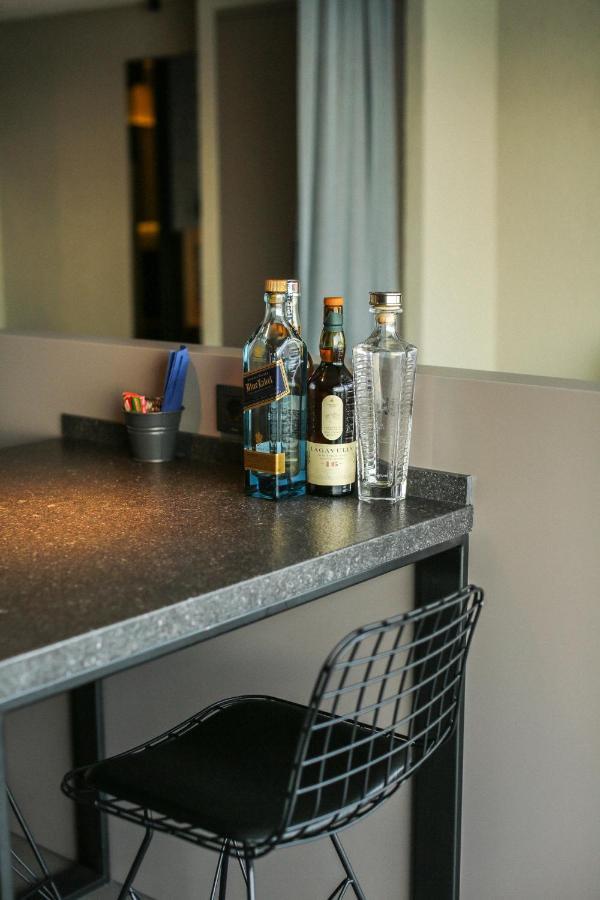 Surfer Caravan Gastro Pub Suites- Adults Only