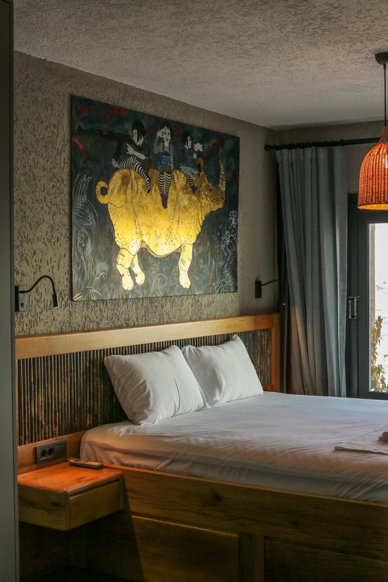 Surfer Caravan Gastro Pub Suites- Adults Only Apartamento *