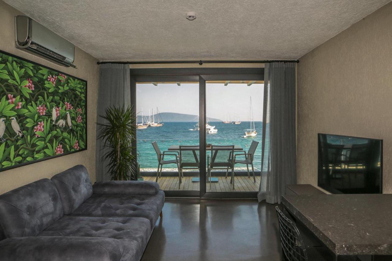 Surfer Caravan Gastro Pub Suites- Adults Only Apartment