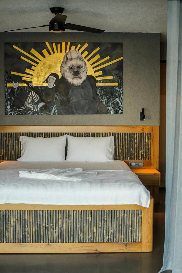Surfer Caravan Gastro Pub Suites- Adults Only Apartment *