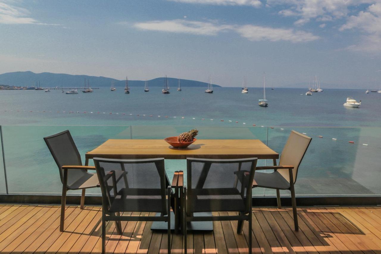 Surfer Caravan Gastro Pub Suites- Adults Only Bodrum