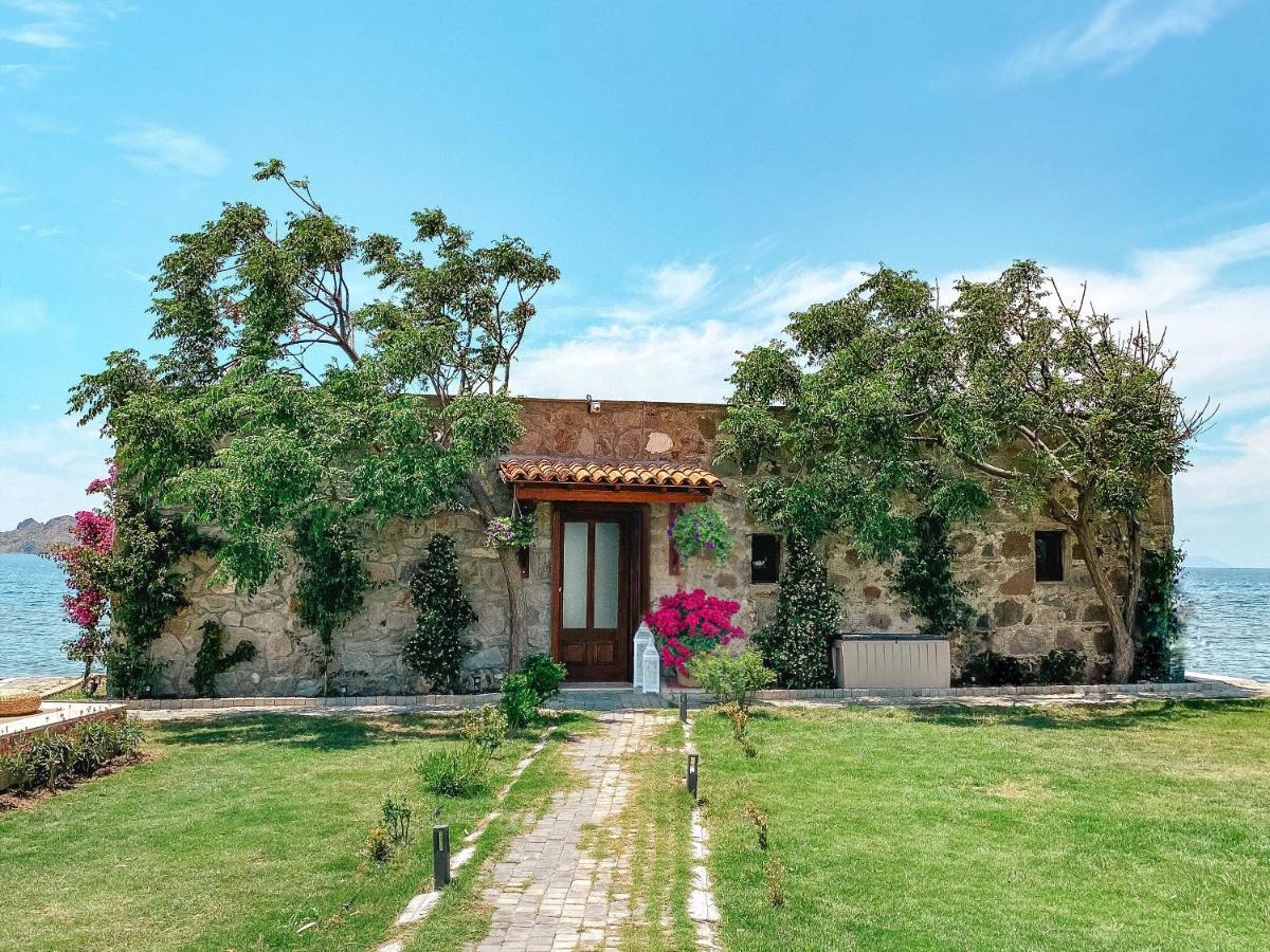 Stone House *