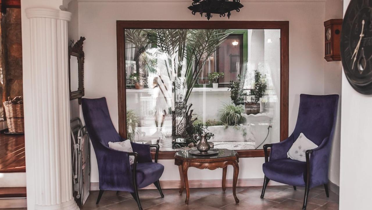 Villa Muhafazakar Aileye Tam Korunakli Ozel Havuzlu Malikane 8+2 Bodrum