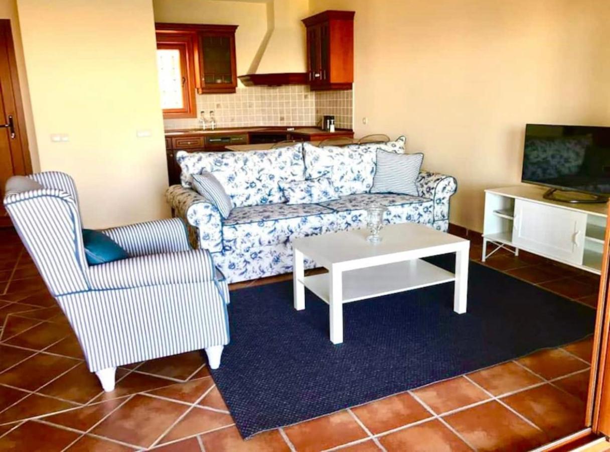Breathtaking Sea View With A Peaceful Garden Apartment