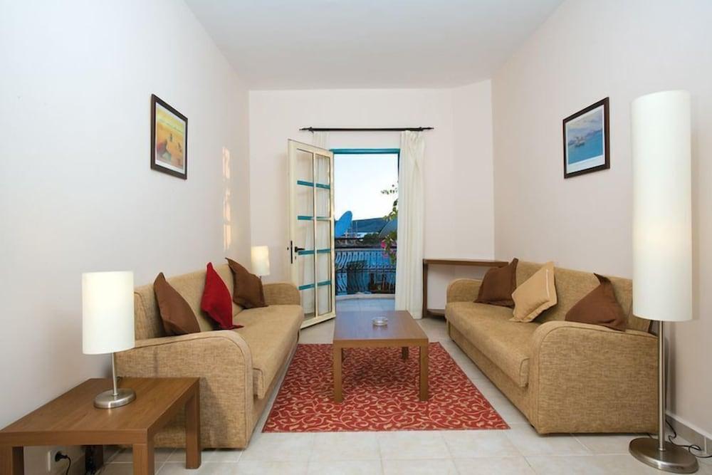 Apart Otel Siesta