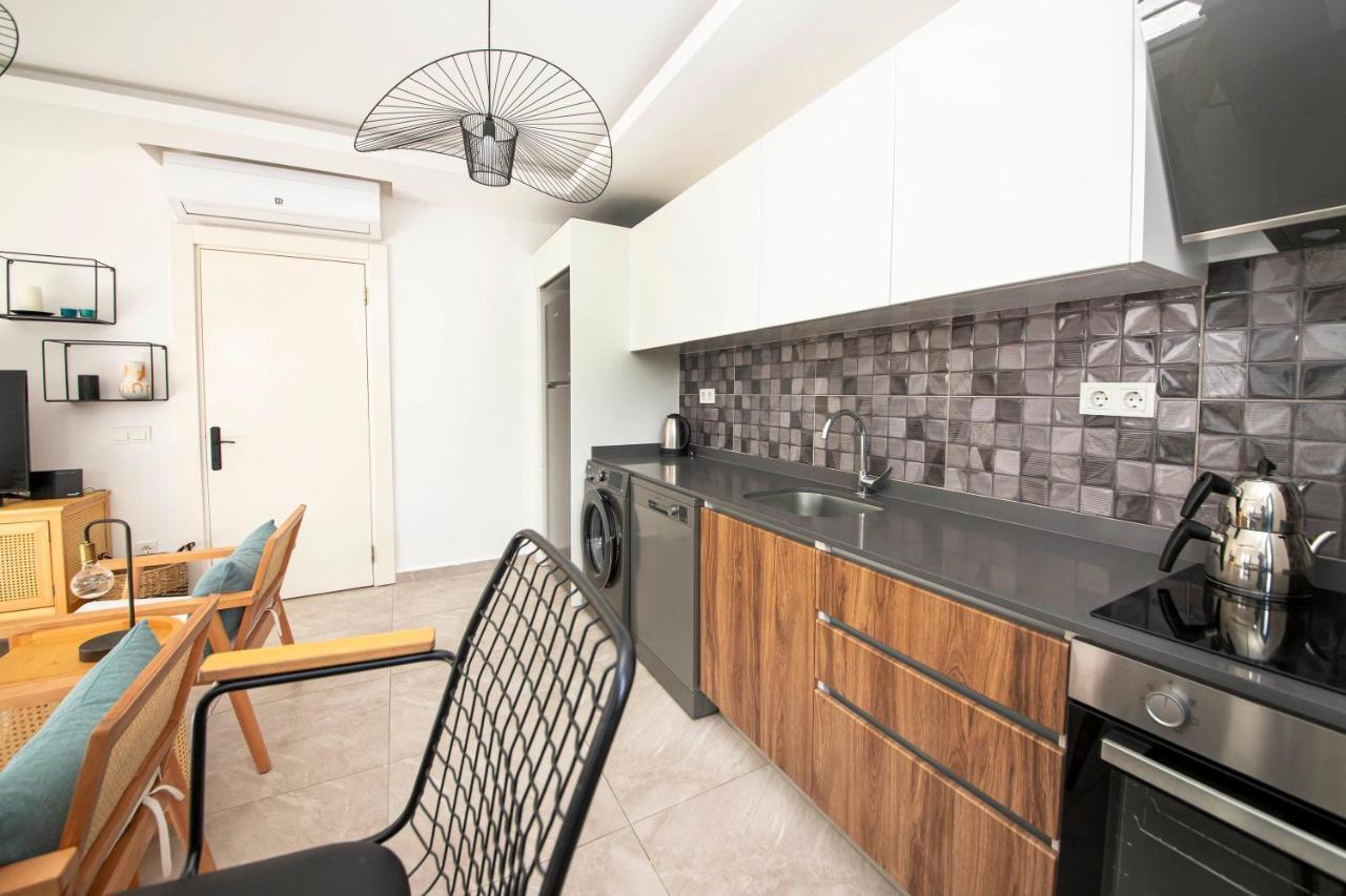 Ferienhaus Amazing House With Balcony 1 Min Walking Distance To The In