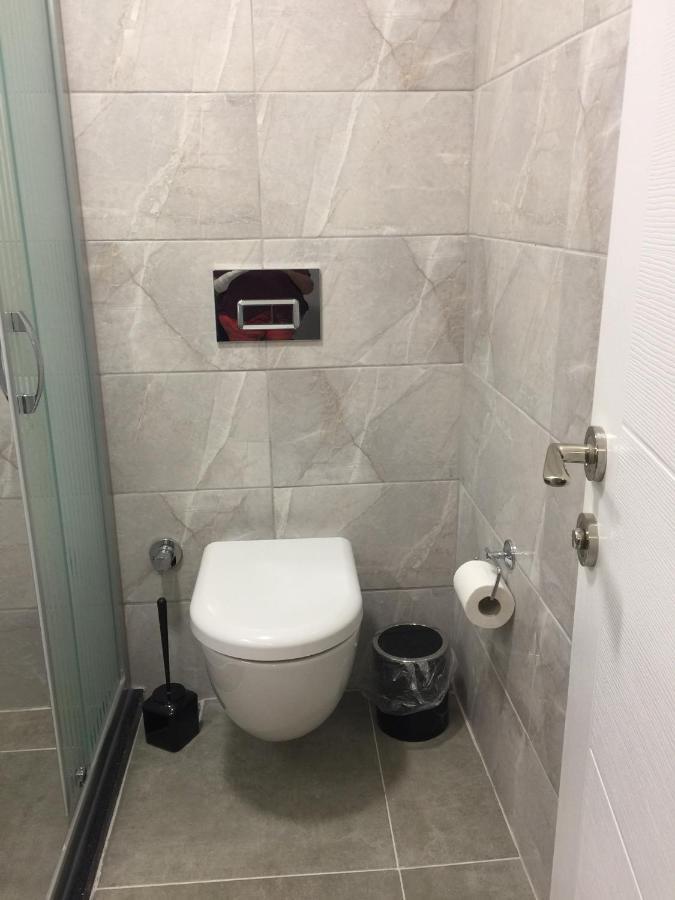 Apartment Bodrum-turgutreis Merkezde Plaja 50 Metre Uzaklikta 1 Ve 2 Numarali Daireler