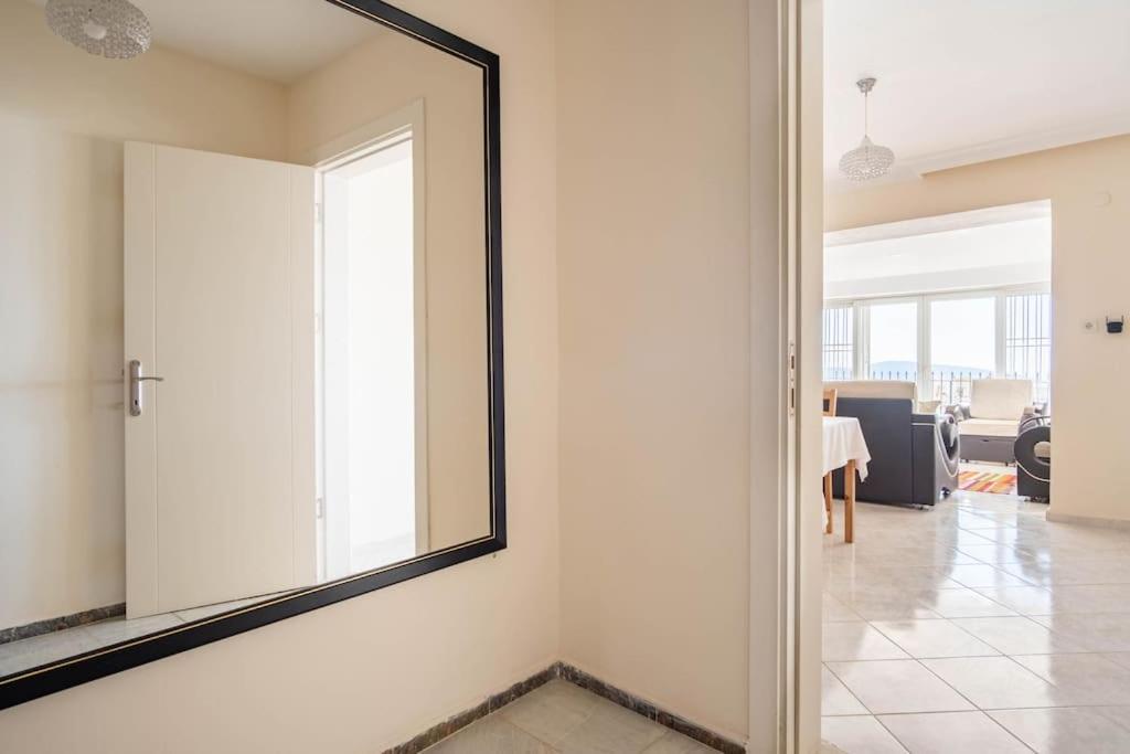 Burcu Residence, Magnificent Sea View, Cozy, Free Otopark, Free Wifi *