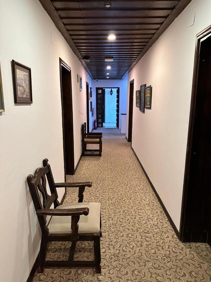 Acomodação com café da manhã  Dinc 3*